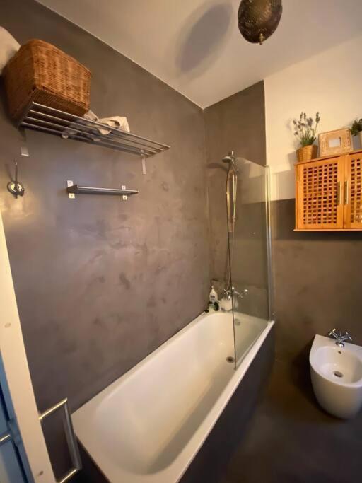 Apartamento Piso Centro De Ла Коруня Екстериор снимка